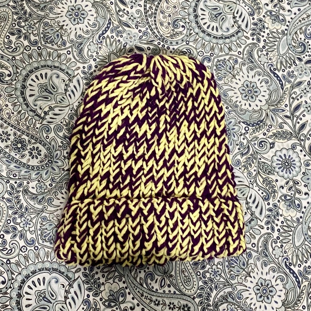 NEW winter hat toddlers soft 2t-3t - Picture 1 of 3